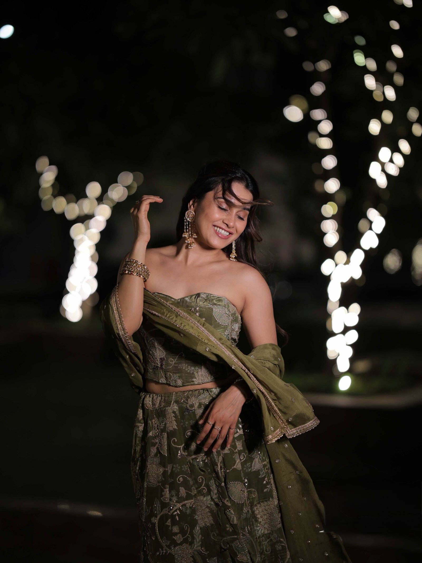 Anushka Kaushik Age